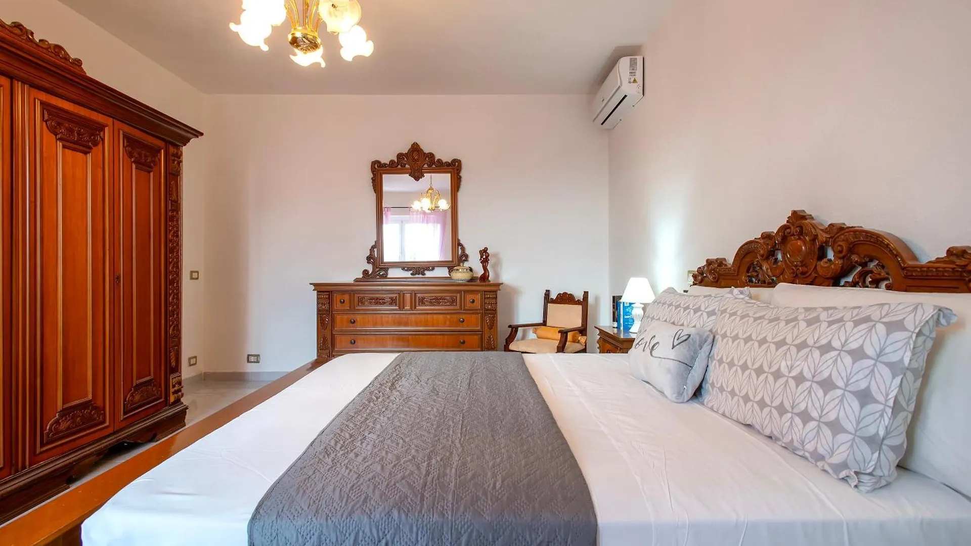 Domus Cilla Apartment Pittulongu